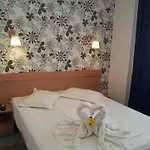 Hotel Blue Mamaia