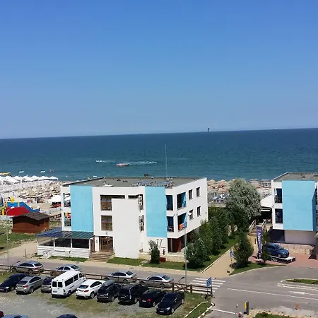 Blue Hotel