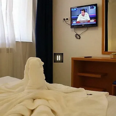 Blue Hotel