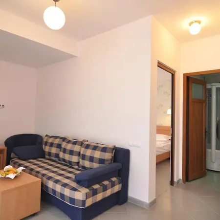Blue Hotel