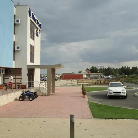 Blue Hotel 3*