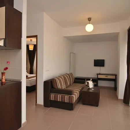 Blue Hotel Mamaia